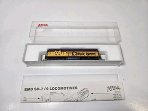 Atlas Spur N #4515 EMD SD7 Chessie System B&O Lok #1828 - Bild 1 von 6