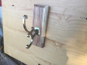 Hand Made Hat An Coat Rack Single 7" Metal Hook Natural Wood - Picture 1 of 7