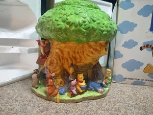 Vintage Disney Mr. Sanders Baumhaus Winnie Puuh Disney Store Keksdose - Bild 1 von 23