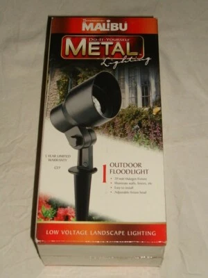 NEW Malibu Low Voltage Landscape Outdoor 20 Watt Cast Metal Flood Light Blk. CL9 - Image 1 of 4
