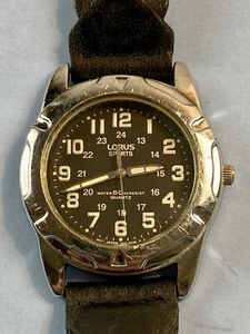 Lorus Vintage Quartz Watch Rough Band But Working Well W/ Fresh Battery - Picture 1 of 9