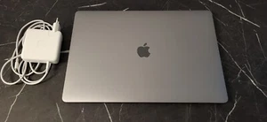 2019 Apple MacBook Pro 16 Zoll + Intel i7 2,6 GHZ + 512 GB + 16 GB RAM + QUERTY - Bild 1 von 9