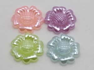 50 Mixed Color Acrylic Pearl Flatback Sunflower Cabochon 18mm Scrapbook Craft - Picture 1 of 6