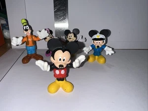 2013 DISNEY 3 MICKEYS 1 MINNIE And 1 GOOFY 2.5" FIGURES - Picture 1 of 13