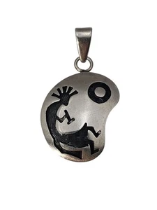 Ciondolo Kokopelli vintage in argento sterling 925 nativi americani - Foto 1 di 4