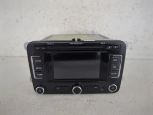 Skoda Superb Hatchback 2009-2015 Stereo System 3T0 035 192 F - Picture 1 of 7
