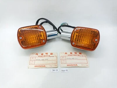 Honda VT750 VF750 VF1100 VT700 Magna Turn Signal Pair NOS Japan 33450-MB1-003 - Imagem 1 de 4