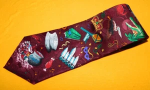 WEMBLEY MADE IN U.S.A. BROWN/GREEN/WHITE MUSICAL NOTES THEME TIE - DESIGNER TIE. - Picture 1 of 4