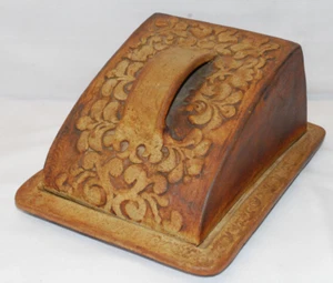 Large Oversized Quantock Pottery Cheese Dish in excellent undamaged condition - Picture 1 of 3