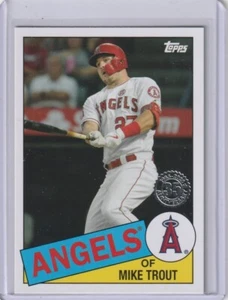 Mike Trout 2020 Topps Update Series 35th Anniversary - Picture 1 of 2