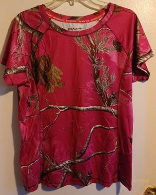 Realtree AP Women's Size Large (12-14) Shirt  Dri More Tech  Hot Pink  Short Slv - Image 1 of 4