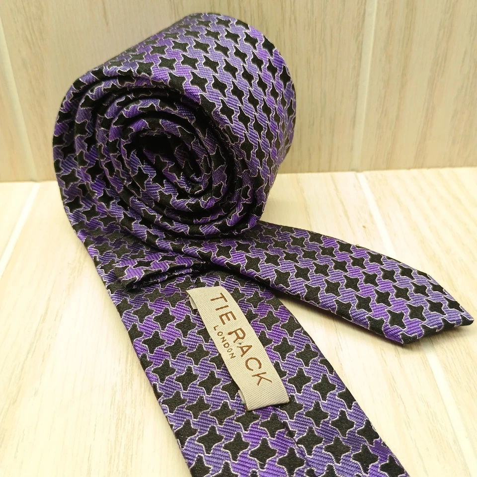TIE RACK LONDON мужской 100% шелк n фиолетовый и черный геометрический дизайн W: 2» L: 58» - Изображение 1 из 4