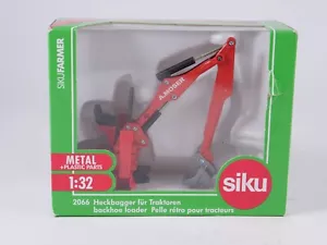 SIKU 1/32 Nr. 2066 Bagger Retro Traktor A.Moser Heckbagger Neu IN Schachtel - Bild 1 von 13