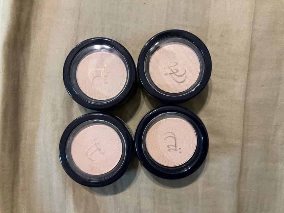 Base mineral prensada pura Jane Iredale tamaño de viaje satinado x4 Foto 1 de 1