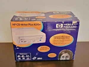 HP 8210e CD-Writer Plus External USB CD-ReWritable Performance 3x 4x 6x  - Picture 1 of 7