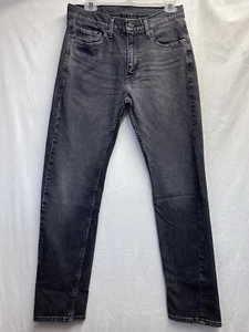 Pantalones de mezclilla Levi's 505 pierna recta calce regular para hombre 30x32 negros elásticos usados - Imagen 1 de 17