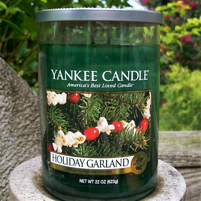 Yankee Candle Christmas 2-Wick "HOLIDAY GARLAND"~ Large 22 oz. ~WHITE LABEL~RARE - Image 1 of 4