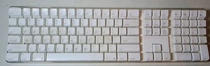 Apple A1016 Wireless Bluetooth Mechanical Keyboard White w Number Pad -FREE SHIP - Picture 1 of 9