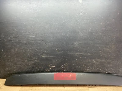 Chevrolet Express 2003 a 2020 tercera luz de freno alerón V3356 DG Foto 1 de 4