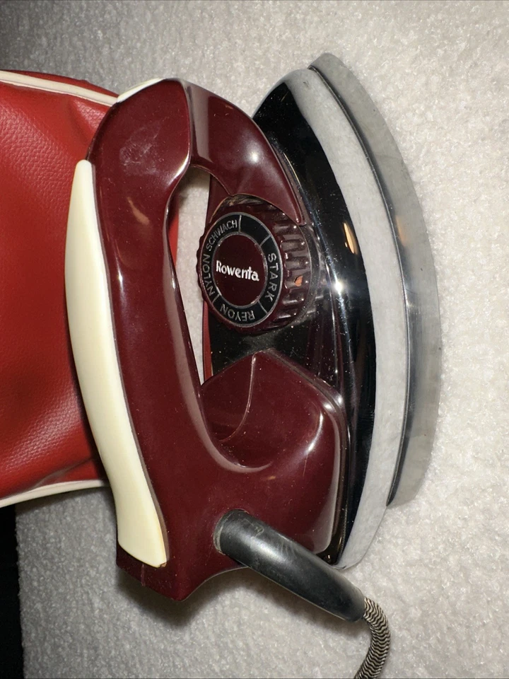 Винтажный миниатюрный утюг Rowenta, дорожный размер, плагин США, с чехлом, красный, антикварный - Изображение 1 из 4