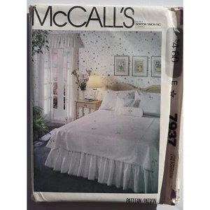Cuscino decorazione camera da letto modello cucito finta polvere volant Valance McCalls 7937 G - Foto 1 di 2
