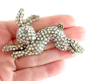 3" NWOT DESIGNER STYLE AB CRYSTAL RHINESTONE EASTER BUNNY RABBIT BROOCH PIN - Picture 1 of 15