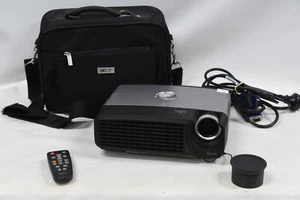Acer PD113P DLP Projector & Remote Low Hours (142hrs) - SVGA Portable Projector - Picture 1 of 19