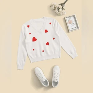 Shein white sweater with red hearts. Size 10/140 - Picture 1 of 5