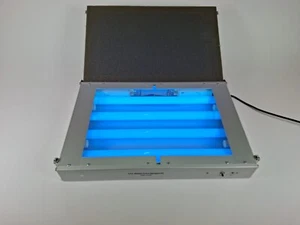ISEL UV-Belichtungsgerät 2 24 x 36,5 cm für Modellbau Leiterplatinen Ätztechnik - Picture 1 of 8