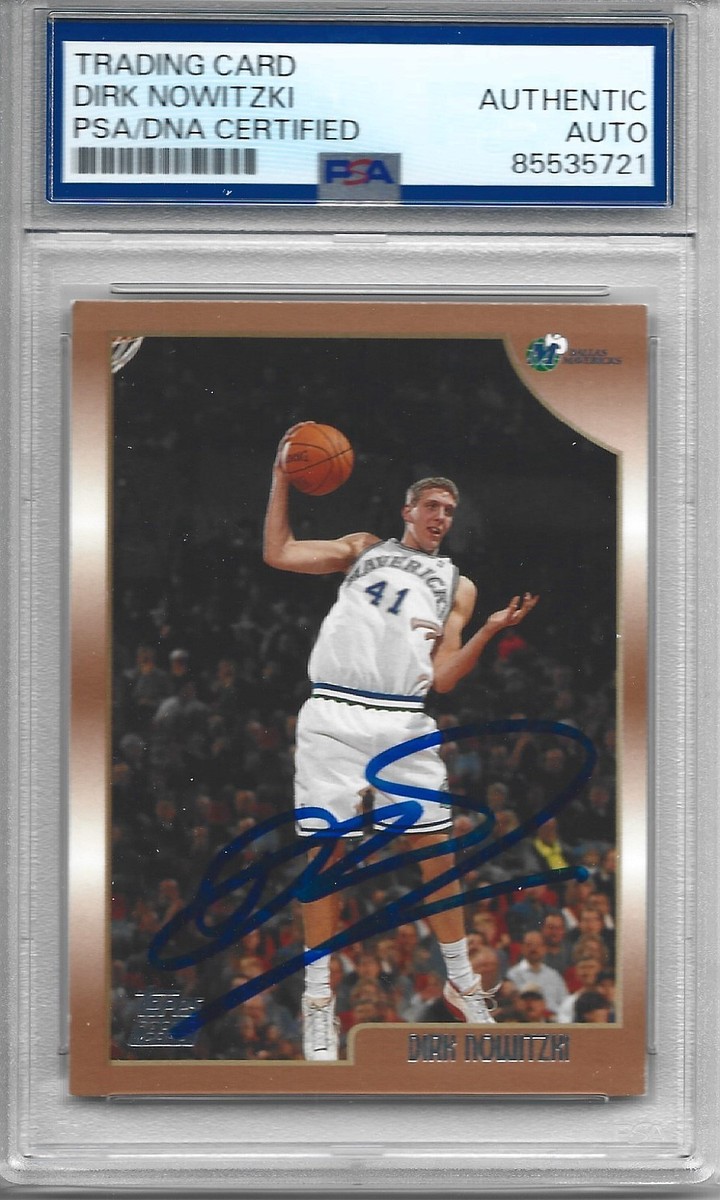 Dirk Nowitzki Basketball Autographed Sports Trading Cards