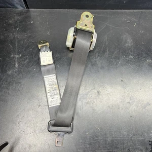2001-2005 Lexus Is300 Rear Left Driver Side Seat Belt Black Oem 73360-53010-C0 - Bild 1 von 4