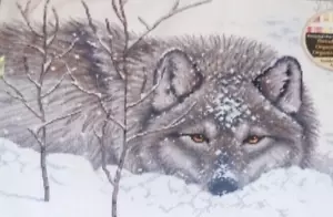 DIMENSIONS SNOW DAZE Counted Cross Stitch Kit Wolf Lying in Snow - Picture 1 of 3