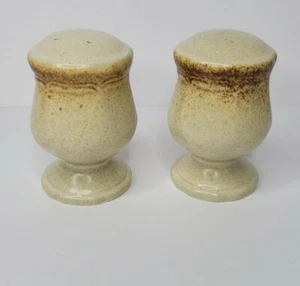 MIKASA Vintage 1980s Whole Wheat Salt Pepper Shaker Set E8000 Stoneware - Picture 1 of 3