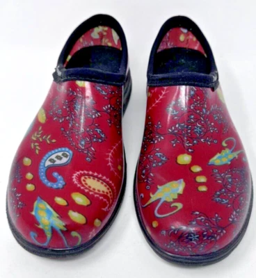 SLOGGERS WOMENS US SIZE 8 RED PAISLEY RUBBER WATERPROOF GARDENING SHOES - Image 1 of 4