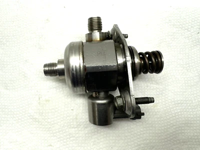 BOSCH HIGH PRESSURE FUEL PUMP 12634492 For 2009-2015 ENCLAVE TRAVERSE ACADIA 3.6 - Image 1 of 4