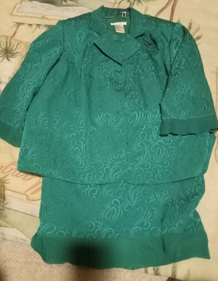 Traje falda y chaqueta Plaza South Plus para mujer verde oscuro elegante 24w Foto 1 de 1
