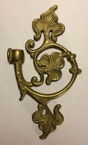New Cast Brass Leaf Lamp Arm Back, 6 1/8" x 3 7/8", 1/8Fx1/8F (3/8") #AB485U - Picture 1 of 4