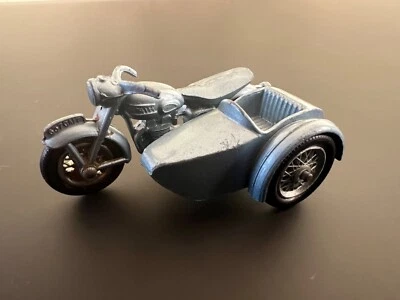 Vintage Matchbox Series Lesney No. 4 Triumph T110 Motorcycle Made in England '65 - Image 1 of 4