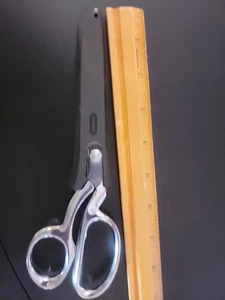 Gingher 8" Knife-Edge Dressmaker Shears - Picture 1 of 2