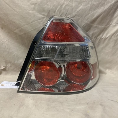 2007-2008 Chevrolet Aveo Right/ Passenger/ RT Tail Light Taillight OEM - Image 1 of 4