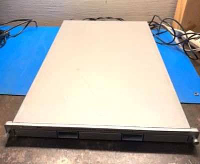 Apple Xserve 2,1 Mac OS X Server , Quad-Core 2.8GHz , 4GB DDR2 RAM , 160GB HDD - Image 1 of 4