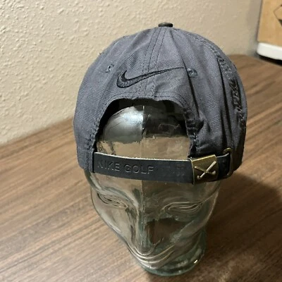 Gorra de Golf Nike De Colección Años 90 Impermeable Metal Adorno Swoosh Tailwind Tour Club Foto 1 de 4