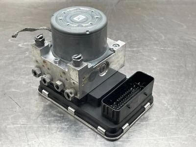 Volvo XC60 2018 ABS módulo de bomba de freno antibloqueo híbrido T8 eAWD 57 k OEM 31680099 Foto 1 de 4