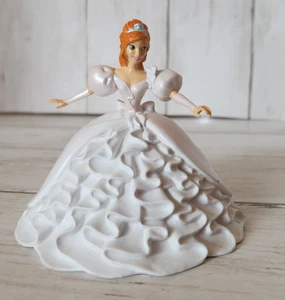 Disney Verzauberte Giselle weißes Kleid Tortenaufleger PVC Figur - Bild 1 von 6
