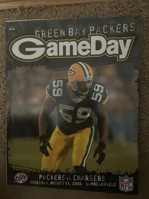 AARON RODGERS NFL DEBUT PROGRAM/8/11/2005 PACKERS/CHARGERS/BRETT FAVRE/ONLY 1 - Image 1 of 3