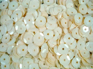 Sequins 8mm Cream Opaque 25g DIY Crafts Sewing Dressmaking Embellishment - Picture 1 of 2