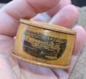 Antiguo anillo de servilleta victoriano Treen Mauchline - puente Newquay - Imagen 1 de 24