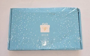 Fancy Feast 2019 Christmas Ornaments, 2 in Box, New, Sealed, Damaged Box - Picture 1 of 6