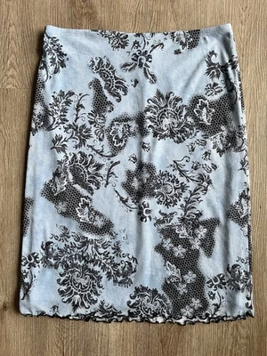 XOXO Medium Black and Blue Floral Y2K Midi Skirt Lettuce Trim - Image 1 of 4