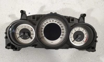 Mercedes-Benz Clase E 2014 velocímetro Speedo Cluster 128 k millas fabricante de equipos originales Foto 1 de 4